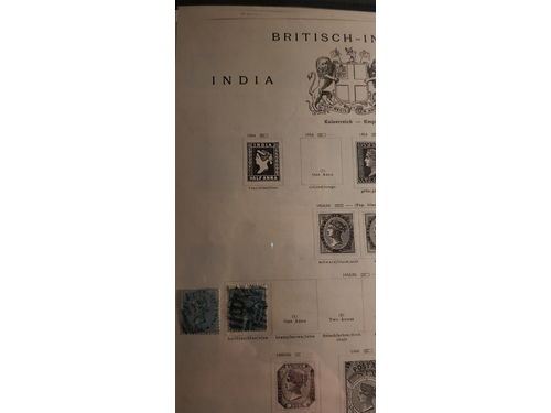 India, mixed. Collection/accumulation mostly used 1854–1900s in visir album. A fantastic assembly of India and its differnet states, incl. stamps with duplicates and covers. Please see a selection of scans at www.philea.se. Mostly fine quality. (>3000)