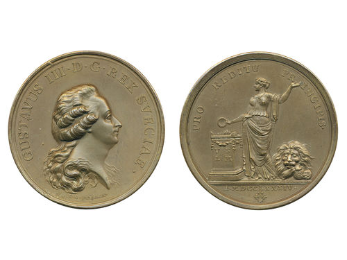 Medals, regal, Sweden. Gustav III, Hild. 63, Gustav III, bronze medal, 57 mm, 75.89 g. Obv: Bust of King facing right, by C.G. Fehrman. Rev: PRO REDITU PRINCIPIS around standing female and lyin lion, dated 1784. Issued to celebrate King's return from a journey to France and Italy. Probably a later strike, some minor die rust is visible. 01/0.