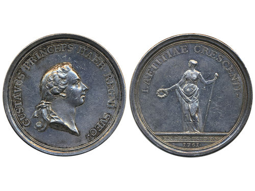 Medals, regal, Sweden. Gustav III, Hild. 4, Gustav III, silver medal, 52 mm, 59.11 g. Obv: Bust of Prince Gustaf facing right, engraver signature D.F. Rev: LAETITIAE CRESCENTI above standing female with laureate wreath in hand. Issued to celebrate the Prince being declared of Age at age 16 on 24 Jan 1761. Some contact marks. 1+/01.
