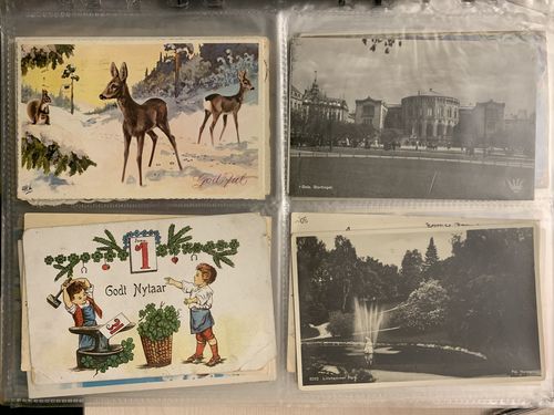 Norway. Picture postcards. Different motifs, many greeting and gratulation (helg och gratulation) in the smaller and larger size. Approx. 340 different and two folders in a binder with plastic pockets. Please see a selection of scans at www.philea.se.