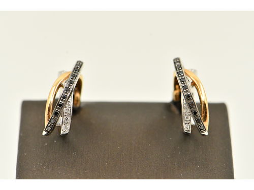 Örhänge, Other. Diamond earrings bi-colour white gold/rose-gold, 0,20 ct W/SI/black.   Beskrivning på SVENSKA: Diamantörhängen bicolor vitguld/rödguld, 0,20 ct W/SI/black.</i>