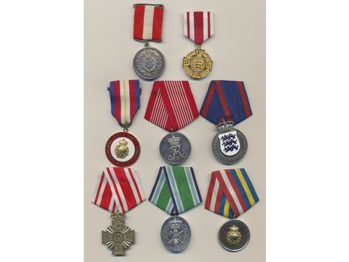 Medals, non-regal, NORDIC COUNTRIES. One box with eight medals in silver and bronze, 1900s, mixed quality.